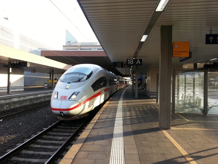 train dubai